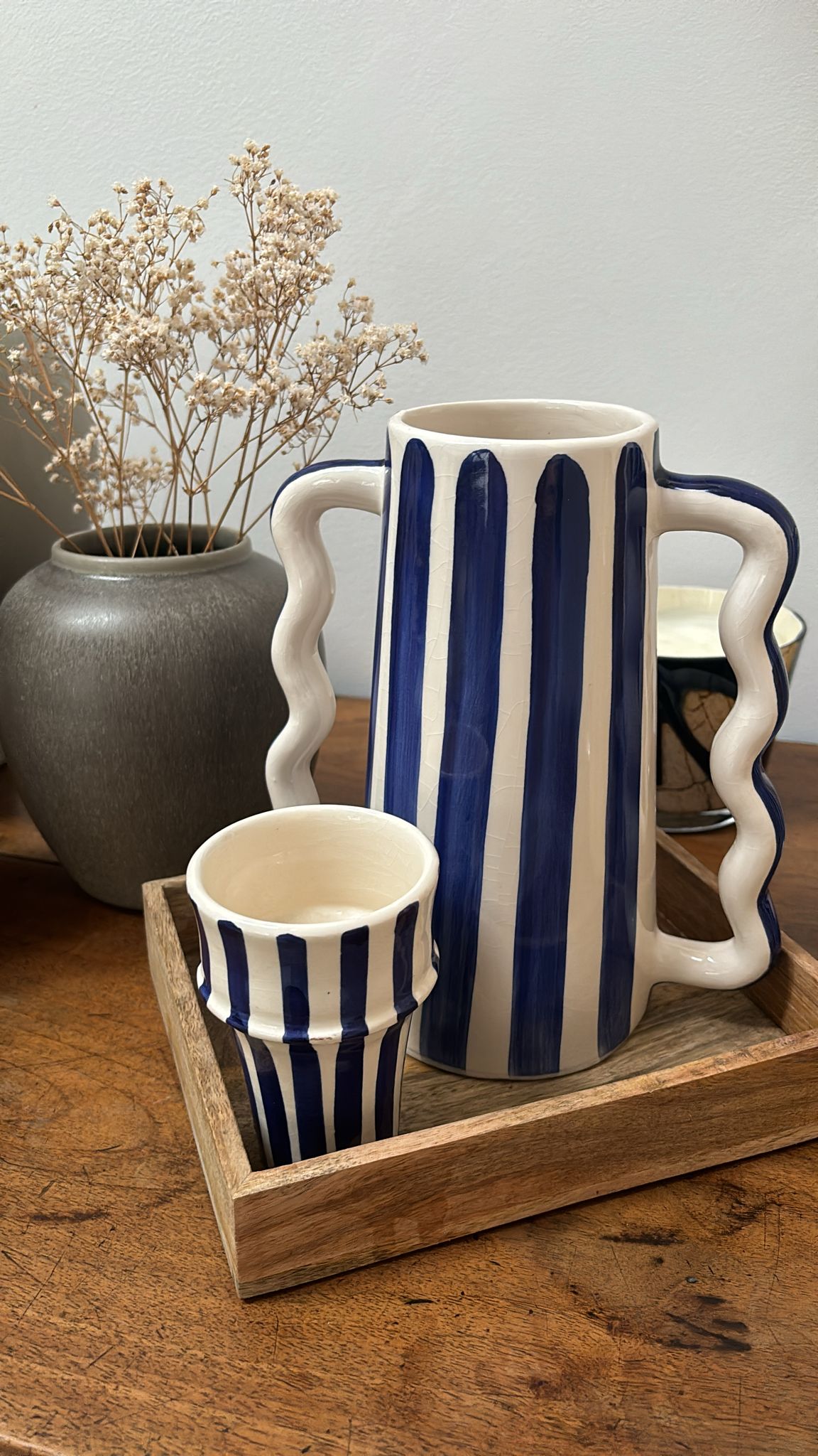 Vase aux anses en forme de vague - 22 cm